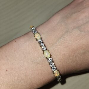 Elegant Gold and Silver Bracelet